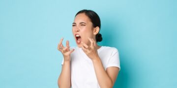 Jangan biarkan pikiran buruk di kepala terus berkembang. (Freepik)