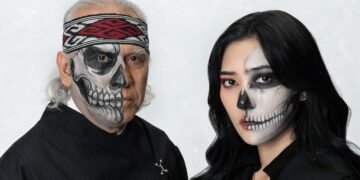 Iwan Fals dan Isyana Sarasvati berduet pada lagu Bunga Terakhir sebagai OST film Panji Tengkorak